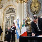 Bergman firma convenio