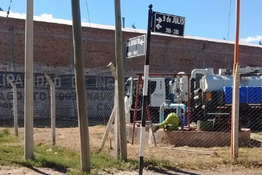 Acondicionamiento y mejoramiento  Aguas Rionegrinas inició un plan de mantenimiento en las estaciones elevadoras de cloacas de Huergo