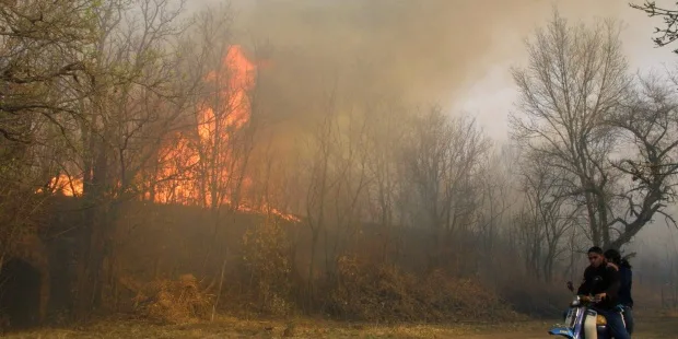 Arrasadas por incendios unas 90.000 hectáreas en el oeste de Argentina