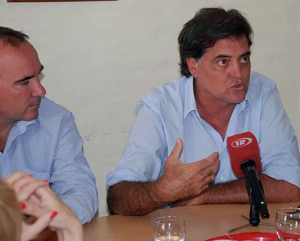 Chubut: Ambiente dice que el potero hundido pierde una gota cada 15 segundos y eso no afecta