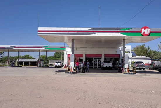 Las Estaciones de Servicio adoptan la alternativa solar para abaratar costos