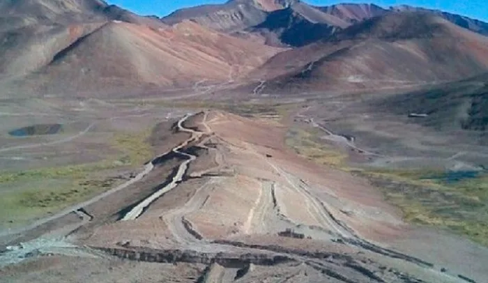 Santa Cruz multó a tres empresas mineras por irregularidades ambientales