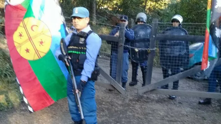 Mapuches toman predio en «resguardo» en Villa La Angostura
