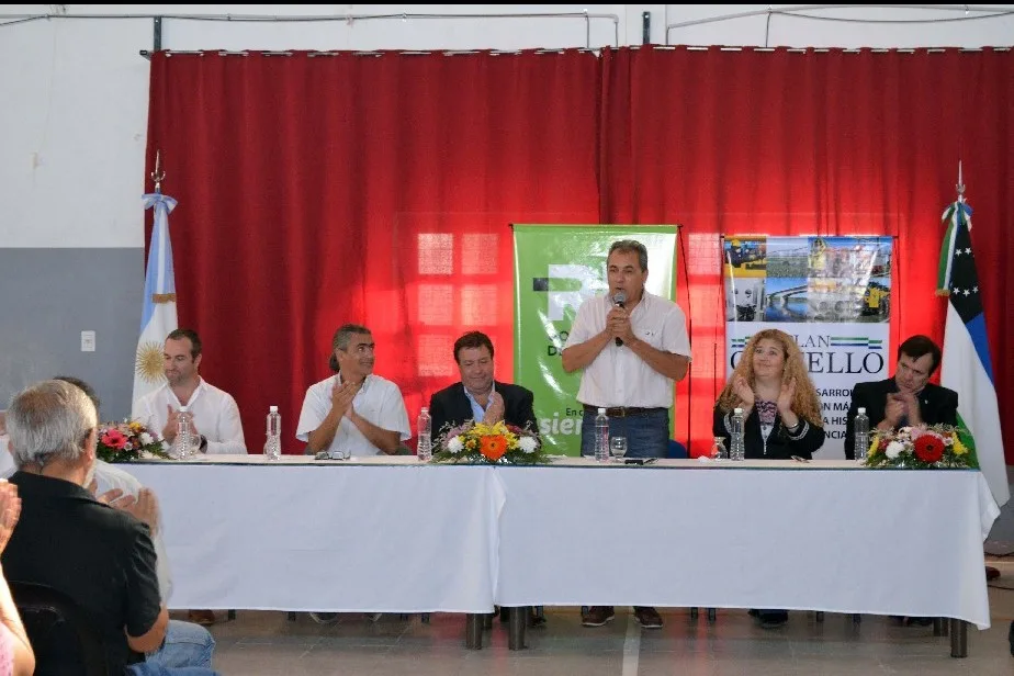 Plan Castello: se conocieron las ofertas para importante obra de cloacas en Mainqué