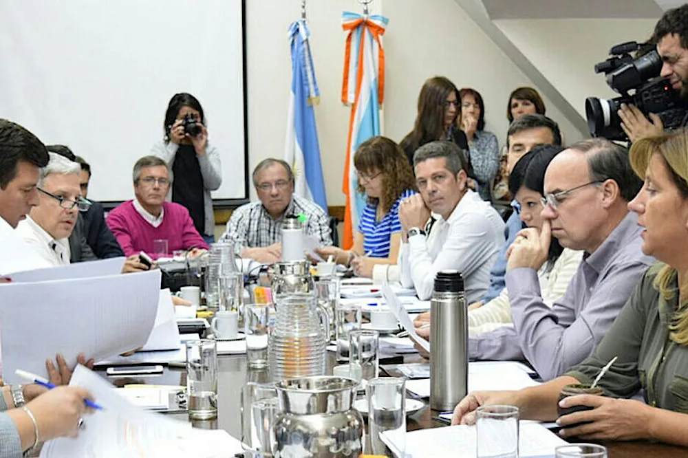 Corredor del Beagle: “Hemos sido muy rigurosos del análisis del impacto ambiental”, aseguró Vázquez