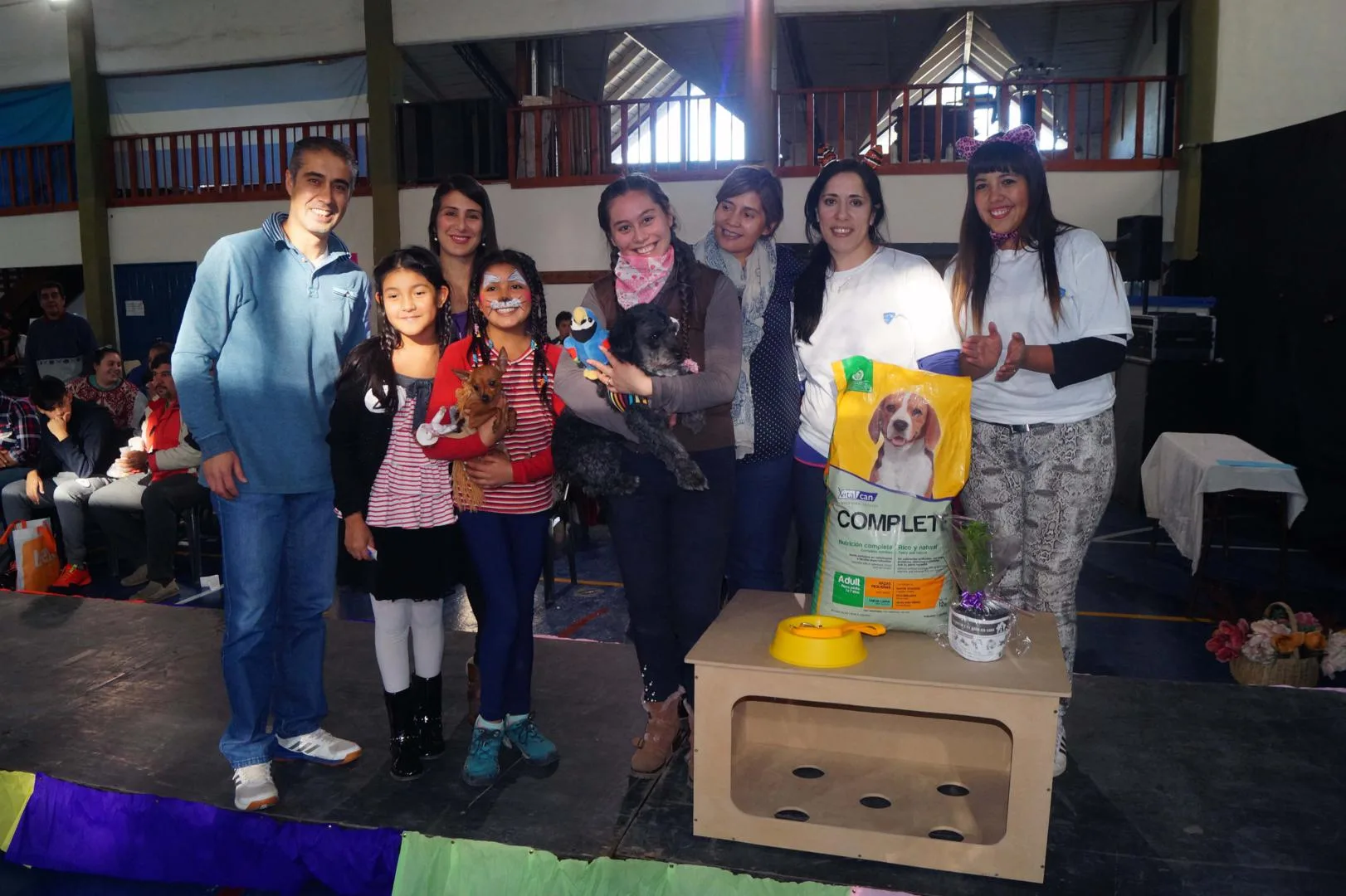 Con un Desfile de Mascotas se festejó el Día del Animal en Villa la Angostura