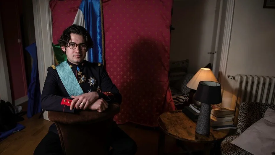 El Game of Thrones patagónico  Dos franceses se pelean por un «reino» mapuche