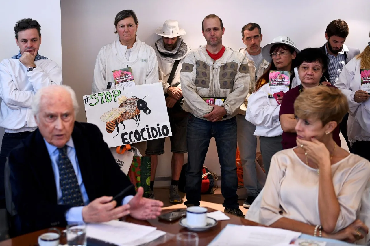 García Larraburu y Pino Solanas se reunieron con Apicultores y acordaron tratar la ley de Biodiversidad