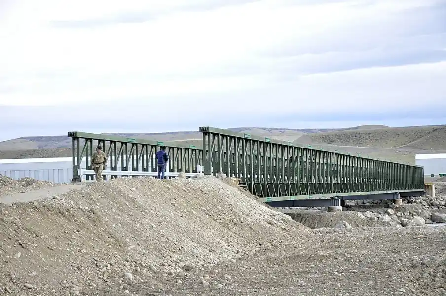 El puente que construyó el Ejército, un apoyo a las Represas Hidroeléctricas de Santa Cruz