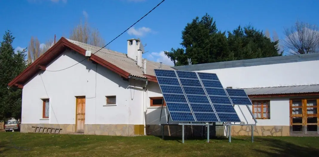 Neuquén: Instrumentan plan piloto de ahorro energético en escuelas