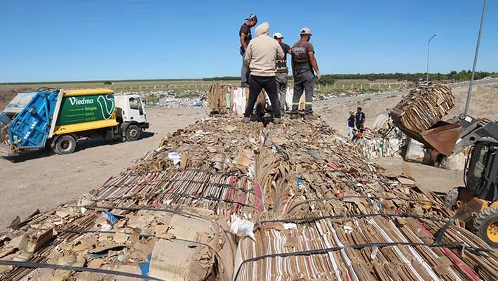 LA PLANTA DE CLASIFICACIÓN DEL CENTRO AMBIENTAL PATAGÓNICO GIRSU LLEVA PROCESADOS 1 MILLÓN DE KG DE RESIDUOS RECICLABLES