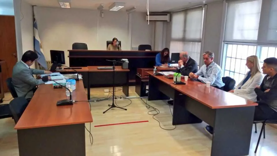 Madryn: se imputo a CONAPRESA y a dos gerentes por contaminacion del Golfo Nuevo