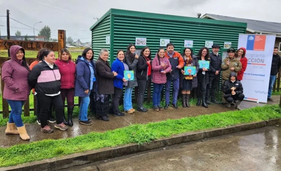 Inauguran puntos limpios en Villas Patagonia y Cerro Cordón