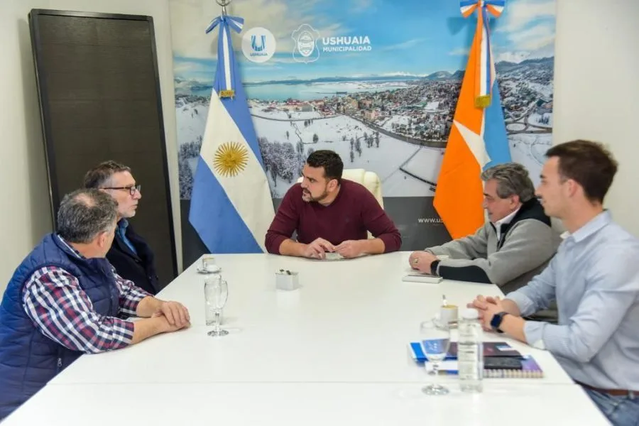 El Intendente recibió a autoridades de Parques Nacionales