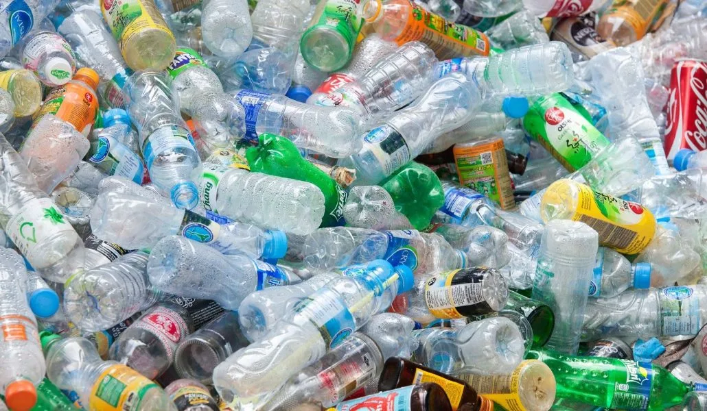 Villa María: Presentan proyecto para prohibir uso de plásticos de un solo uso