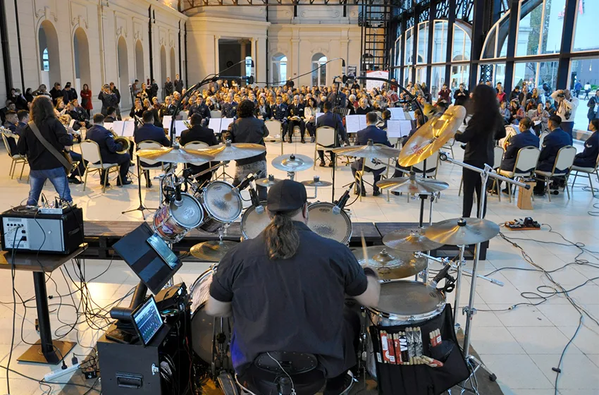 Concierto por el Bautismo de fuego de la Fuerza Aérea Argentina
