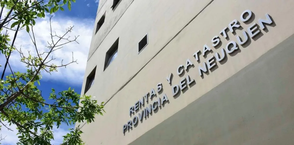 Para cuidar el medioambiente, Rentas dejará de imprimir el impuesto inmobiliario en Neuquén