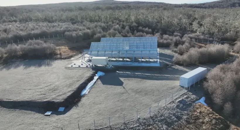 Se incendió la estancia donde instalaron el polémico radar británico