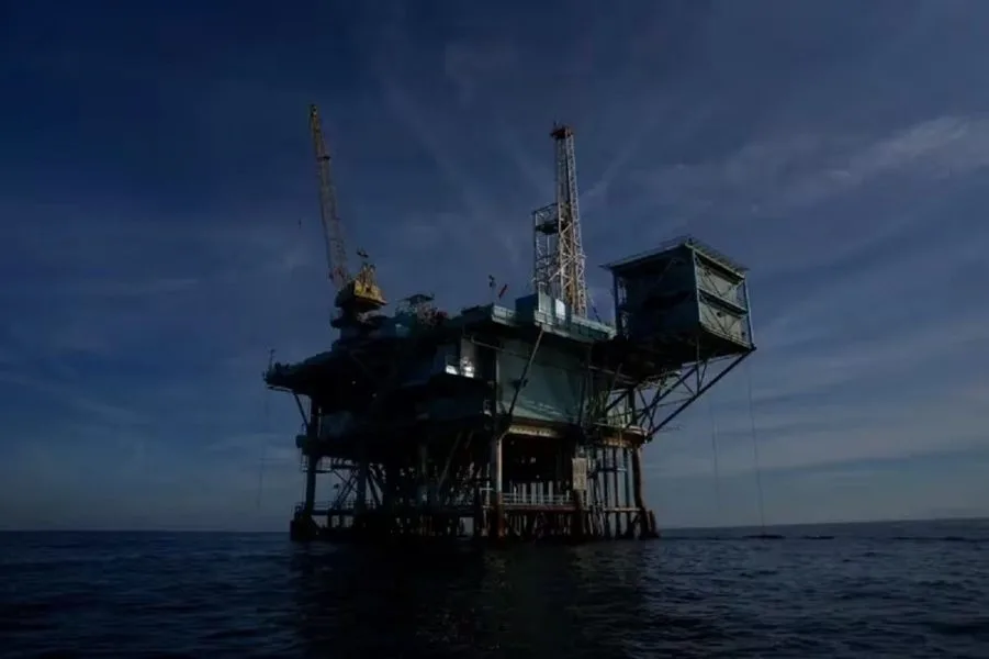 Argentina apuesta por el gas y el petróleo en aguas profundas