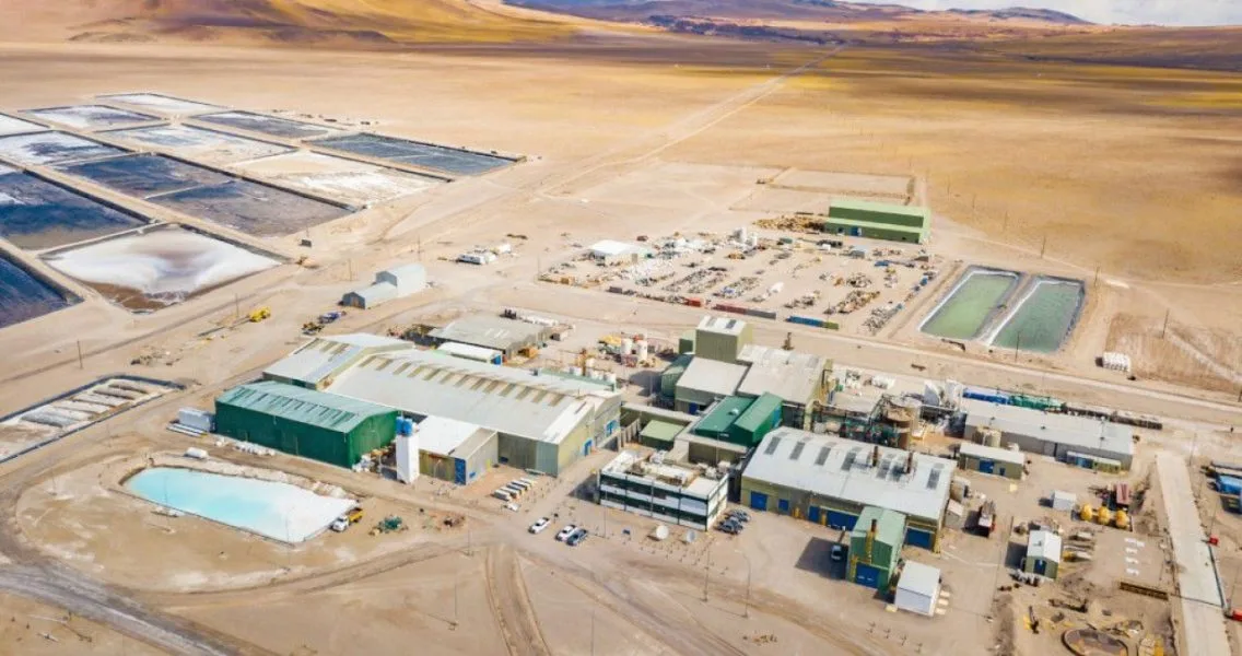 La Justicia ordenó paralizar la extracción de litio en el Salar del Hombre Muerto