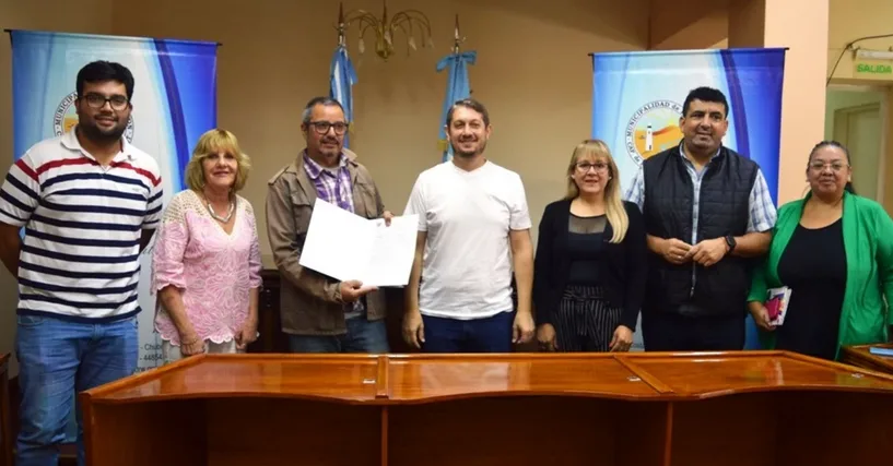 Impulsan biorrefinería en Rawson para procesar residuos de langostinos