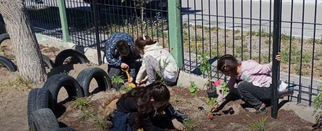 Ambiente de Rawson continúa con actividades en establecimientos educativos