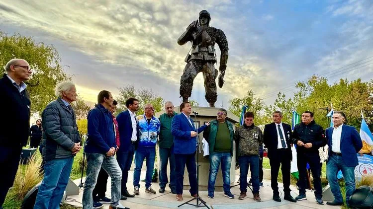 Weretilneck: “Malvinas es una causa del pueblo argentino”