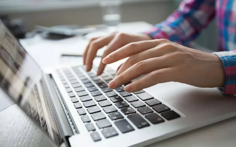 Dictan curso virtual para dar a conocer el potencial energético provincial