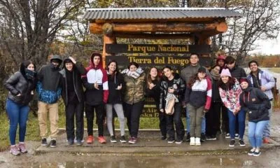 Jóvenes de Tolhuin visitan los atractivos de Tierra del Fuego