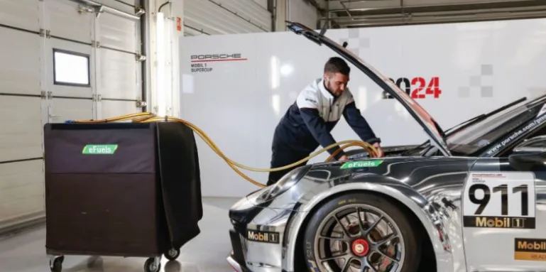 El e-combustible producido en Magallanes sigue brillando en la Porsche Mobil 1 Supercup en Europa