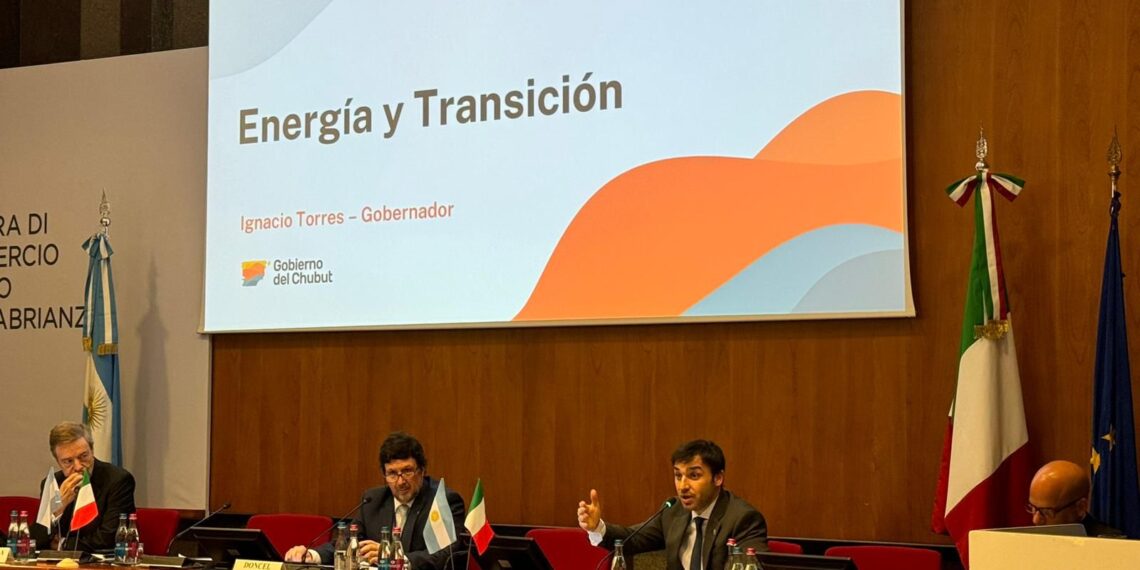 Torres presentó en Italia el potencial energético de Chubut