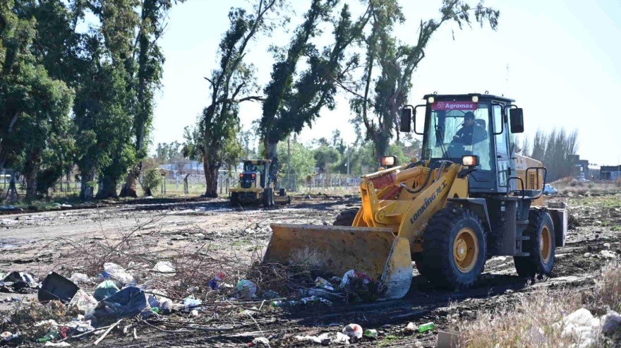 Bahía Blanca: Continúan los trabajos de limpieza