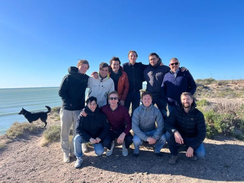Ingenieros de Países Bajos colaboran en la lucha contra la erosión costera en Chubut