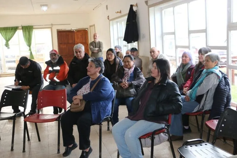 Un éxito la charla en Río Turbio sobre huertas agroecológicas