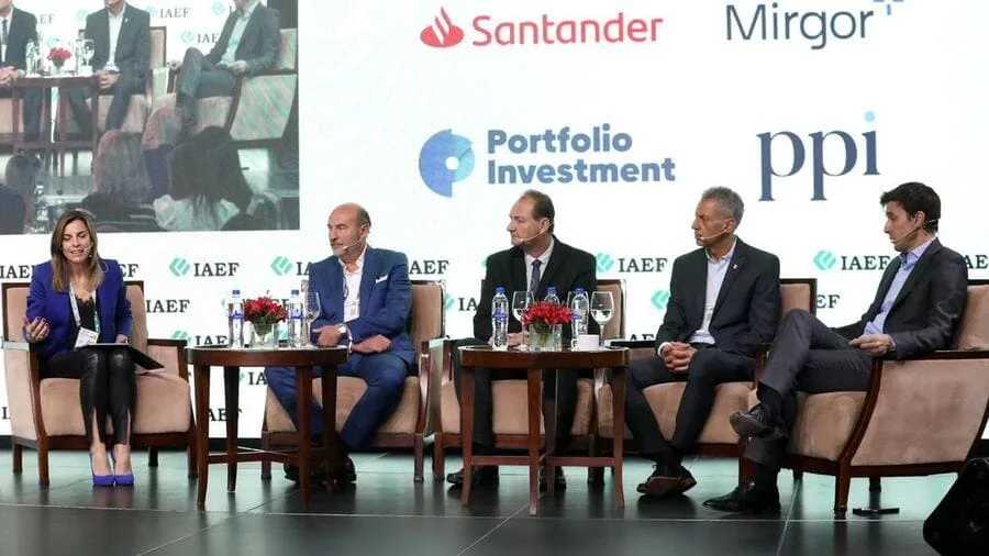 Río Negro Promueve Desarrollo Sostenible en Convención de IAEF en Mendoza