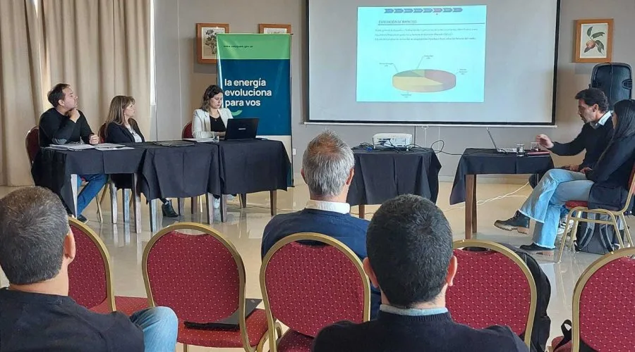 Audiencia Pública en Añelo Analiza Impacto Ambiental de Nuevo Proyecto Petrolero
