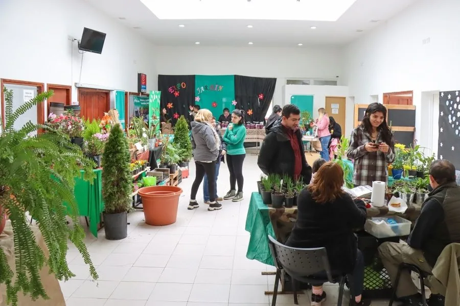 Éxito de la Expo Jardín en Tolhuin: promueven la plantación y el cuidado ambiental