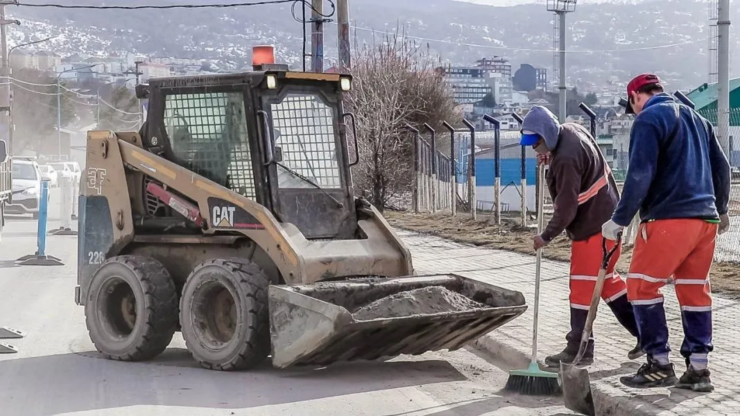 Ushuaia organiza jornada de limpieza en el centro de la ciudad