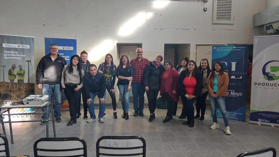 Chubut impulsa la capacitación docente en energías renovables en Río Mayo
