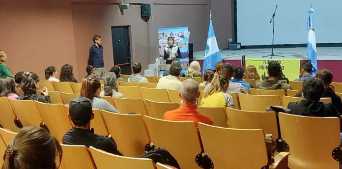 Huinganco lanza curso de formación para futuros guías de senderismo