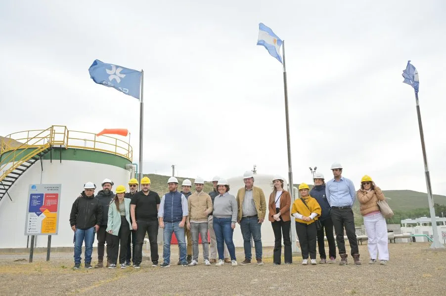 Chubut impulsa el Hidrógeno Verde: visita de legisladores a la planta de Hychico
