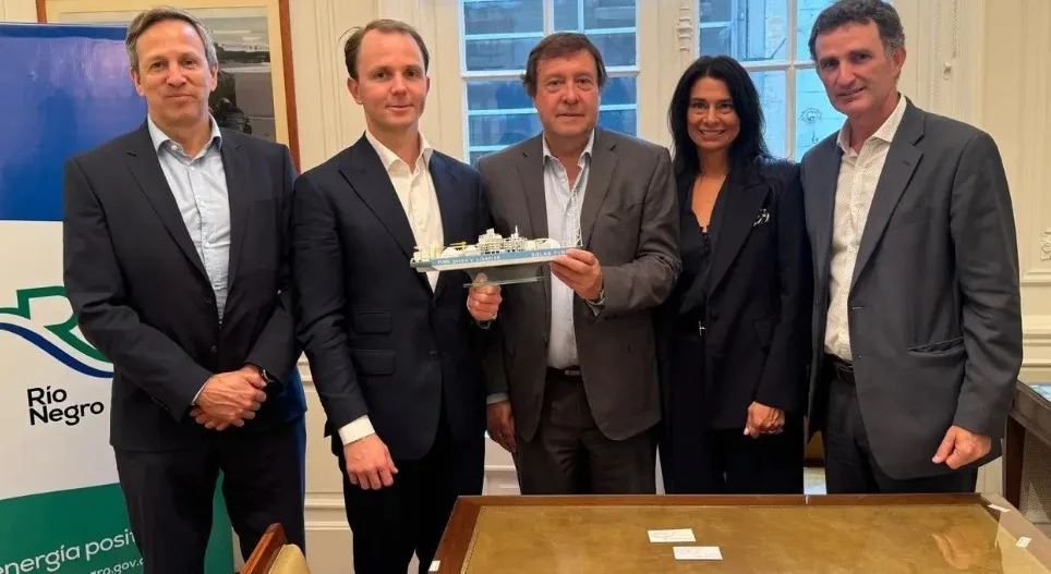 Río Negro da un gran paso hacia la exportación de gas natural licuado con Golar LNG