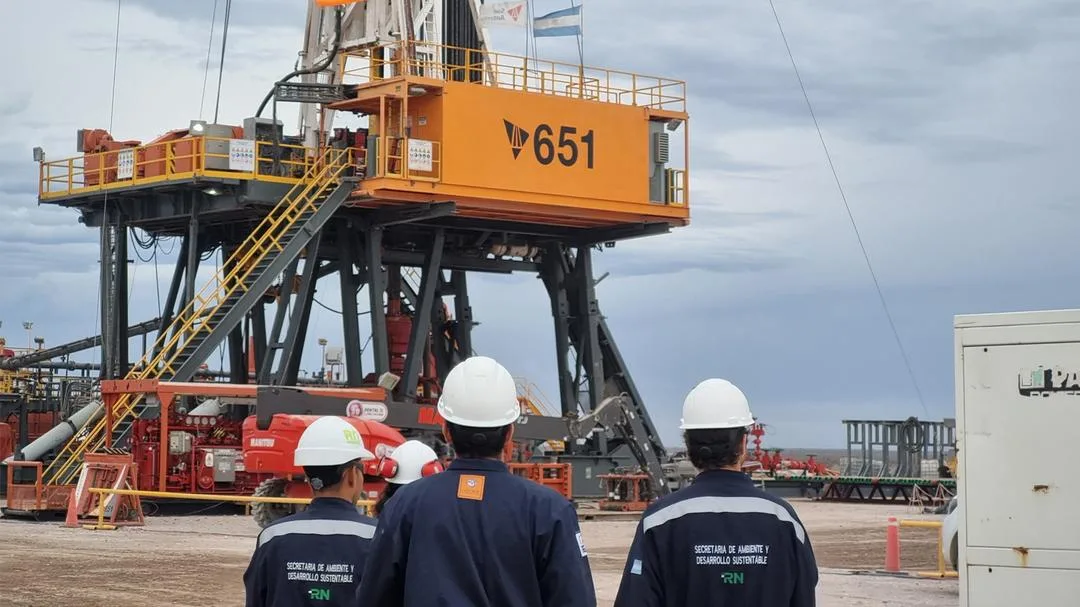 Río Negro refuerza la supervisión ambiental en proyectos extractivos con nuevas capacitaciones