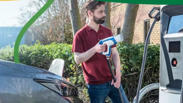 Estación de carga de autos eléctricos en en Comodoro Rivadavia