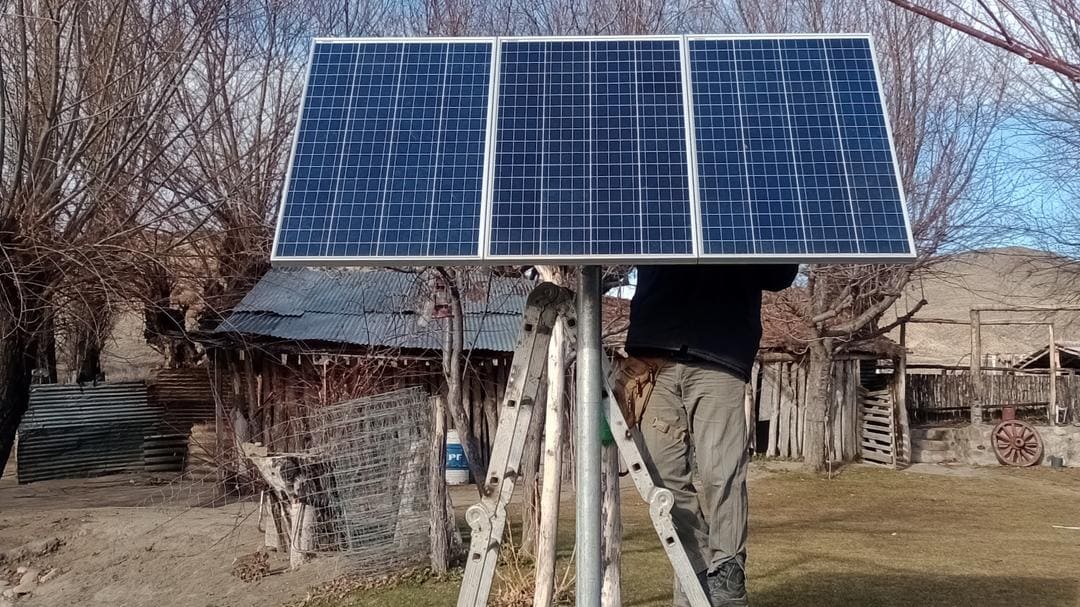 Energía solar segura para zonas rurales: Río Negro avanza con un plan que transforma vidas frente al cambio climático Energía solar segura para zonas rurales: Río Negro avanza con un plan que transforma vidas frente al cambio climático
