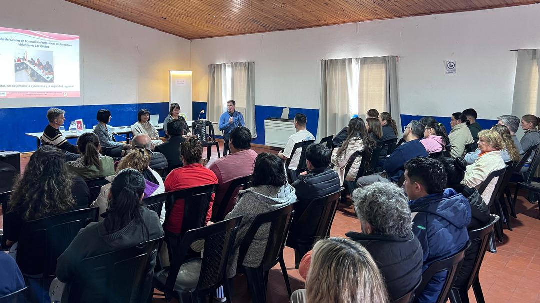 Gobierno de Río Negro impulsa charlas clave sobre GNL en Golfo San Matías: transparencia, ambiente y economía circular en juego