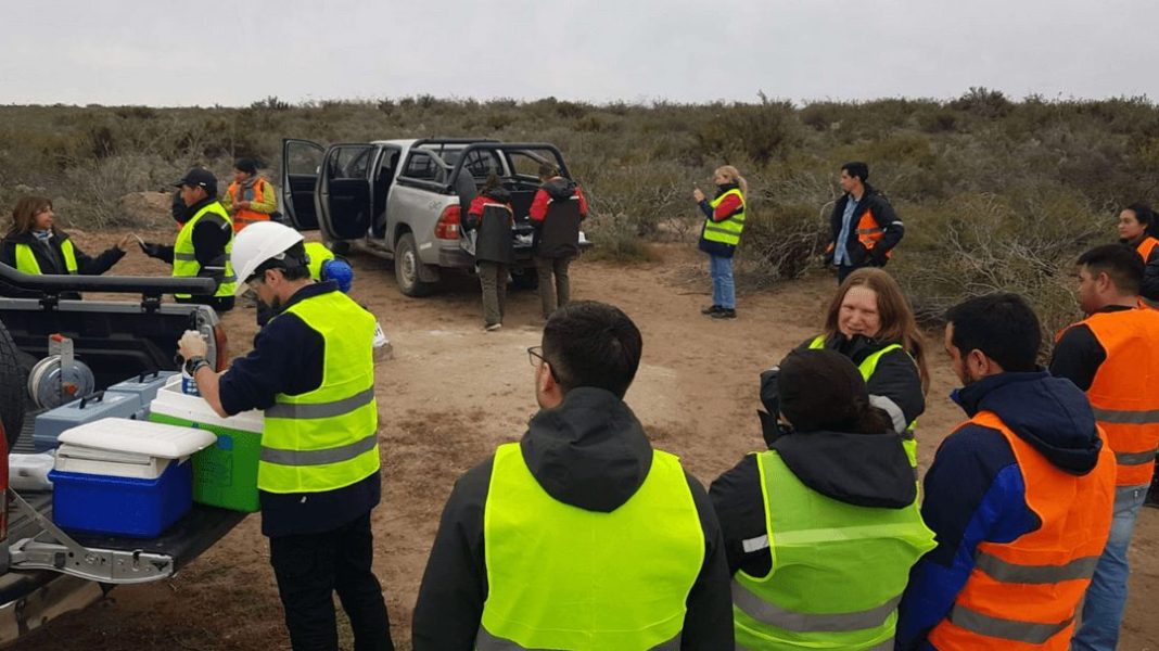 Proyecto Ivana: Muestreo de Agua Refuerza el Compromiso del Ambiente de Río Negro con la Comunidad y la Transparencia