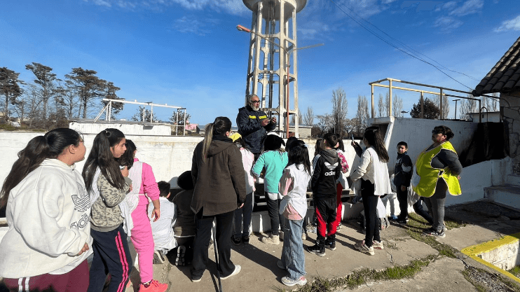Somos Agua” en Río Negro: Educación Ambiental y Conciencia Ciudadana para un Futuro Sostenible