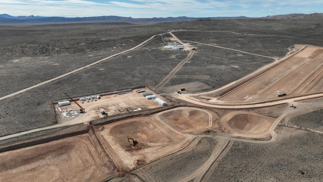 Río Negro celebra a sus trabajadores mineros y proyecta un modelo de minería sustentable que impulsa el futuro productivo de la Patagonia Río Negro celebra a sus trabajadores mineros y proyecta un modelo de minería sustentable que impulsa el futuro productivo de la Patagonia