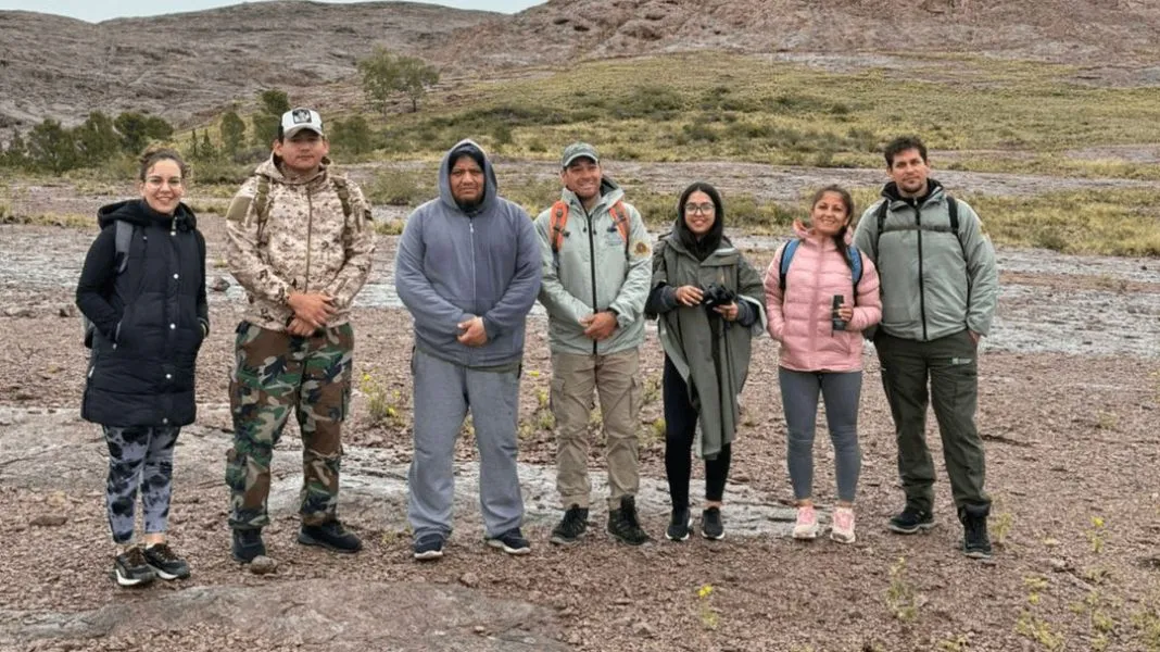 Puerto Lobos impulsa el aprendizaje ambiental en Sierra Grande: el monte como aula viva de la naturaleza